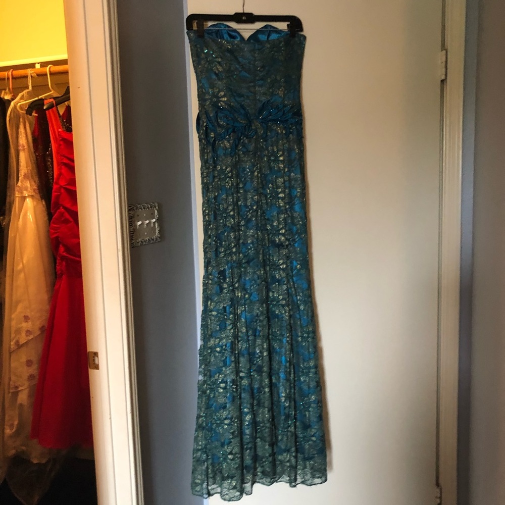 Prom / formal dress